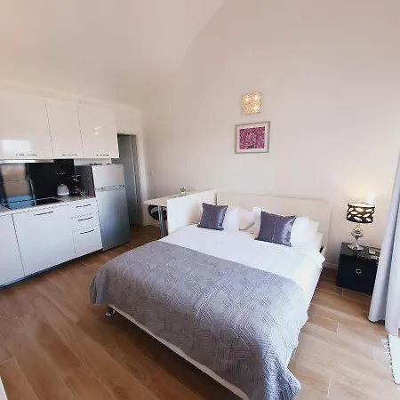 Marti Apartment