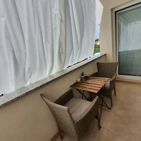 Marti Apartment Murter