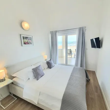 Apartment Marti *