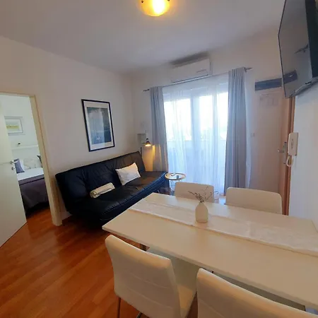 Apartment Marti *