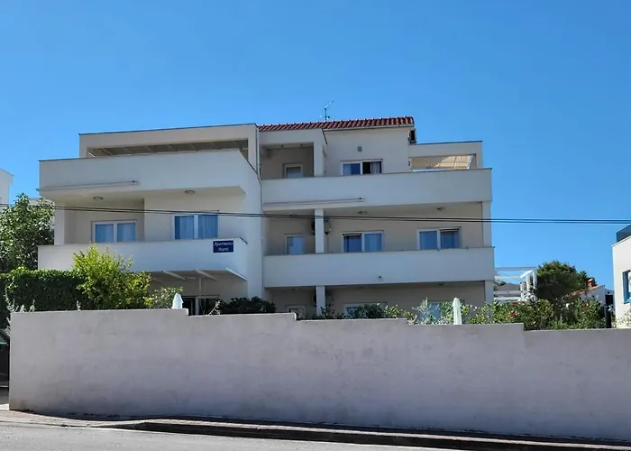 Marti Apartamento Murter