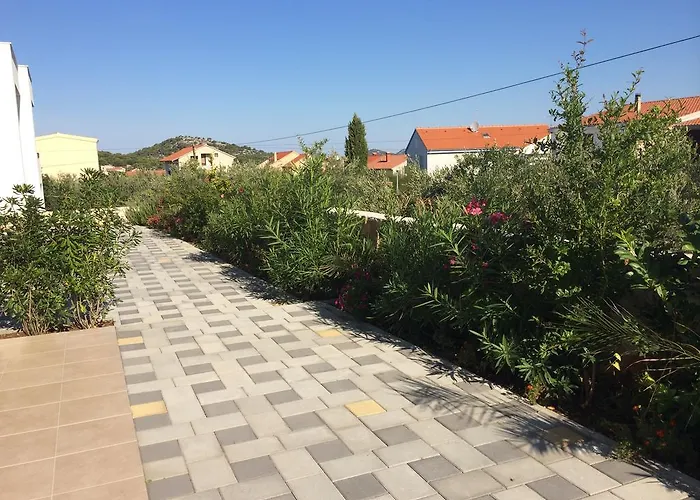 Marti Lejlighed Murter