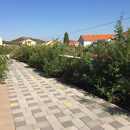 Marti Apartmán Murter